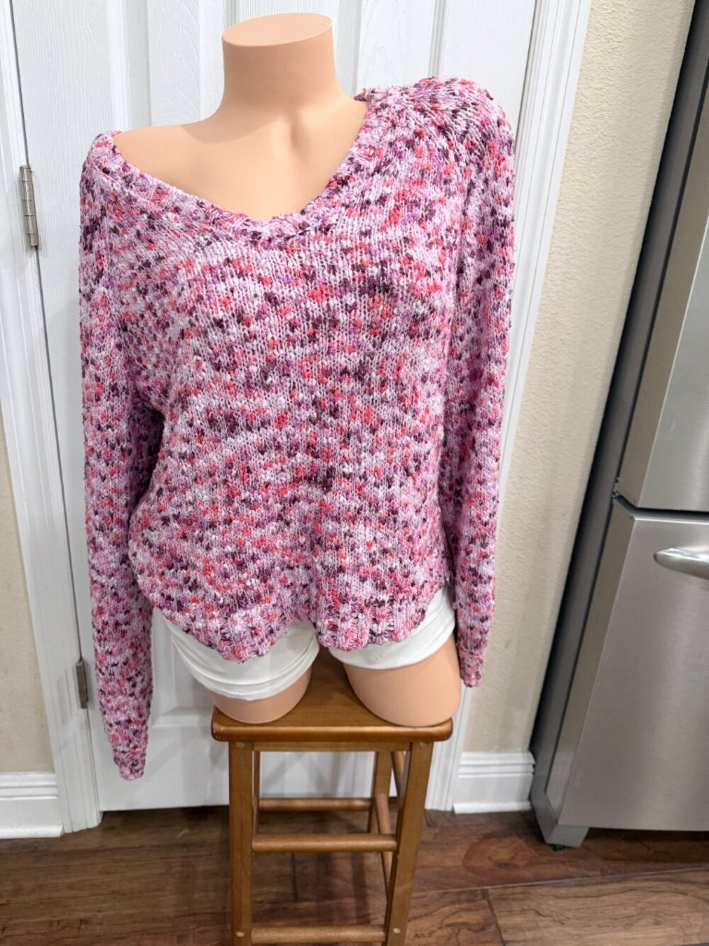 Aeropostale Marled Chunky Knit Sweater Medium Pink Purple V-Neck Cozy Slouchy